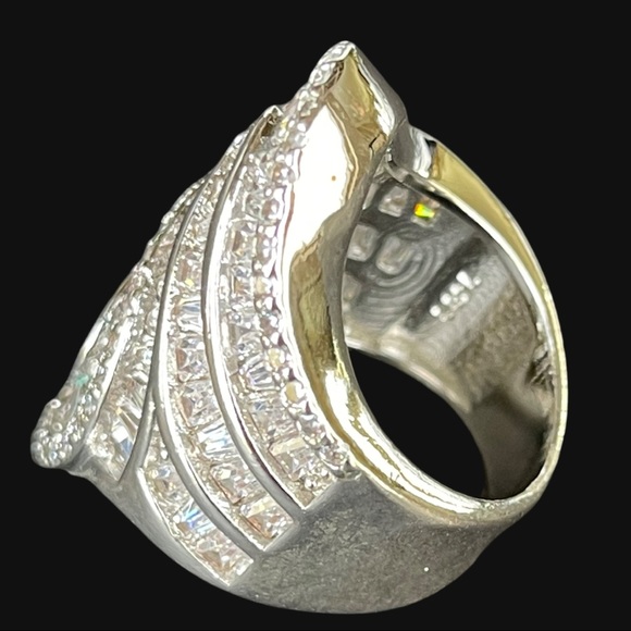 The Quytery Swarovski .925 Silver Ring - Picture 5 of 11